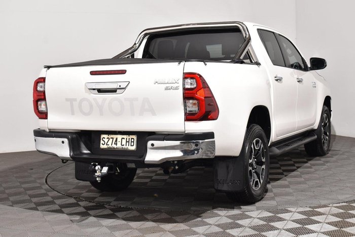 2020 Toyota Hilux SR5