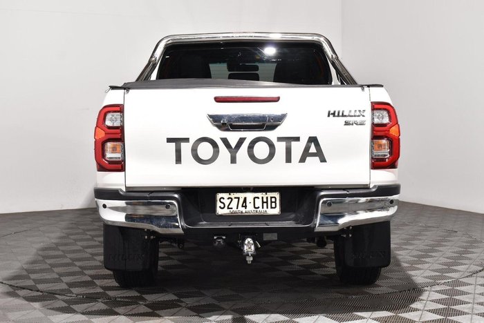 2020 Toyota Hilux SR5