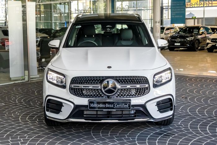 2025 Mercedes-Benz GLB-Class GLB200