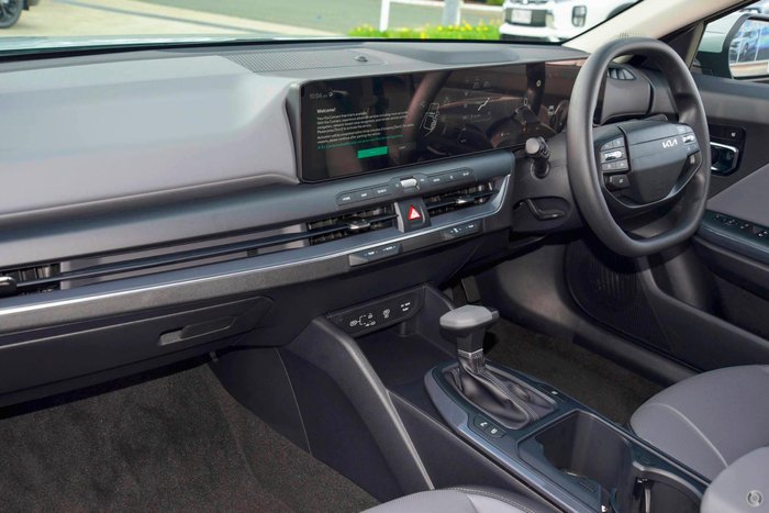 2025 Kia K4 Sport+