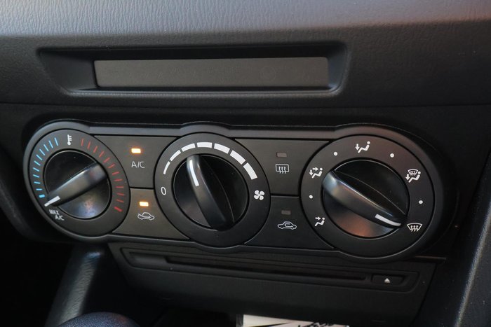 2014 Mazda 3 Neo