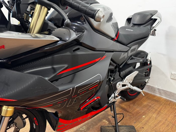 2023 CFMoto 450 SR ABS Black