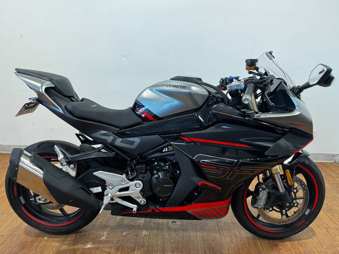 2023 CFMoto 450 SR ABS Black