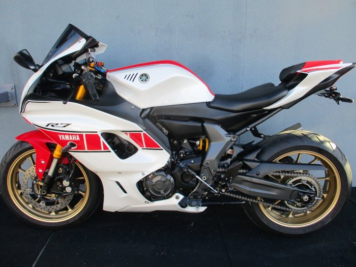 2022 Yamaha YZF-R7HO RED/WHITE