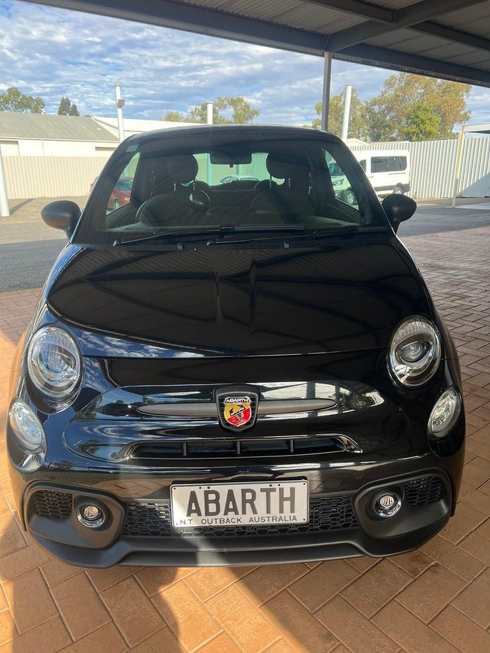 2024 Abarth 695