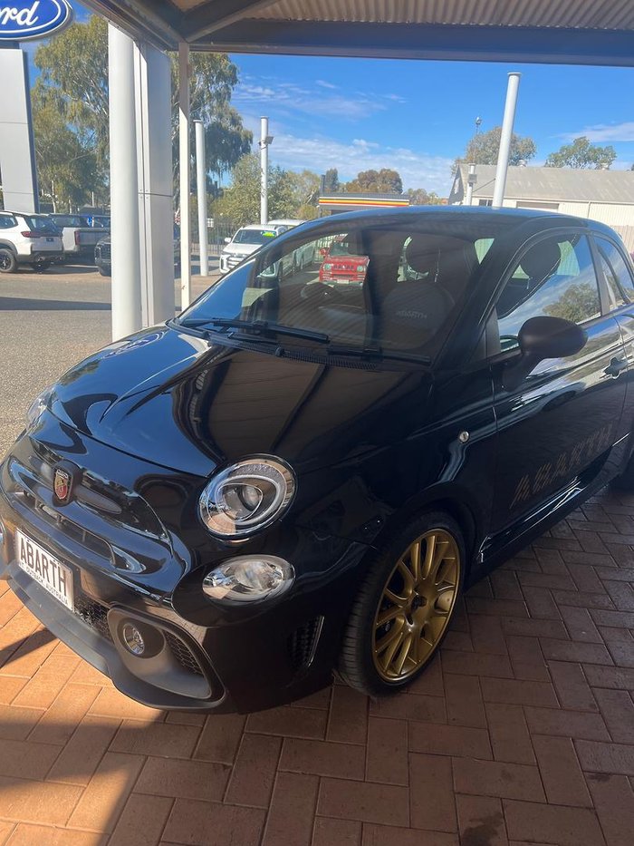 2024 Abarth 695 75 Anniversario