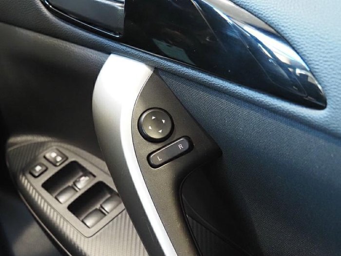 2025 Mitsubishi Eclipse Cross ES