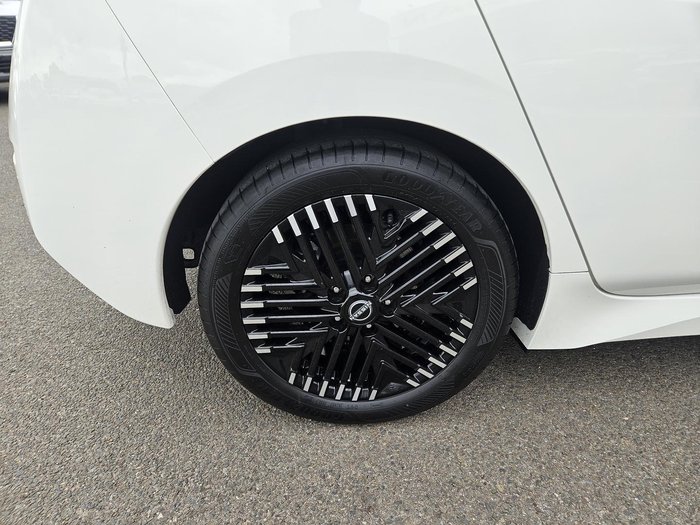 2022 Nissan LEAF