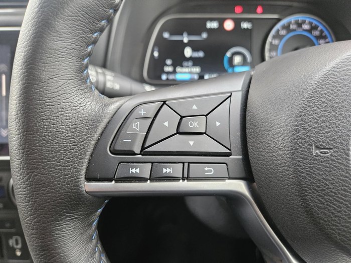2022 Nissan LEAF