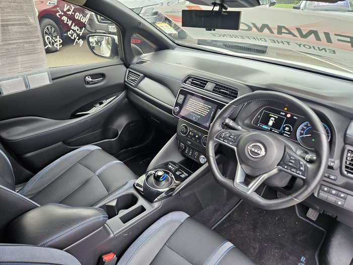 2022 Nissan LEAF