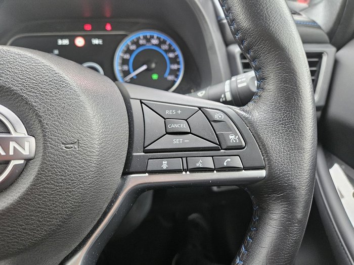2022 Nissan LEAF