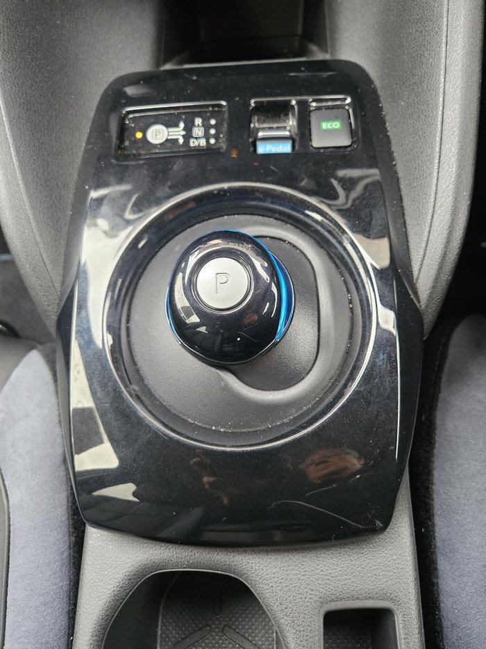 2022 Nissan LEAF