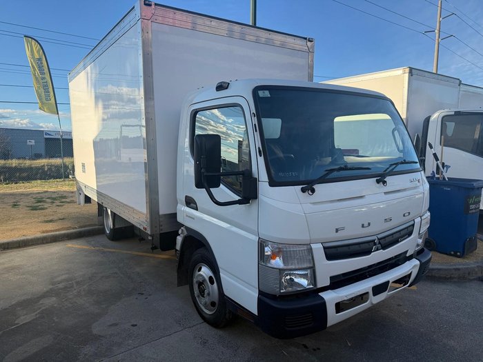 2022 Fuso Canter