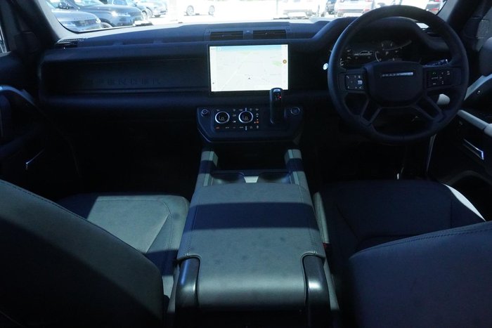 2025 Land Rover Defender 110 D350 X-Dynamic HSE