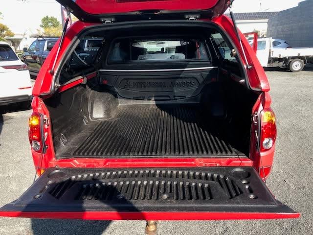 2011 Mitsubishi Triton GLX-R