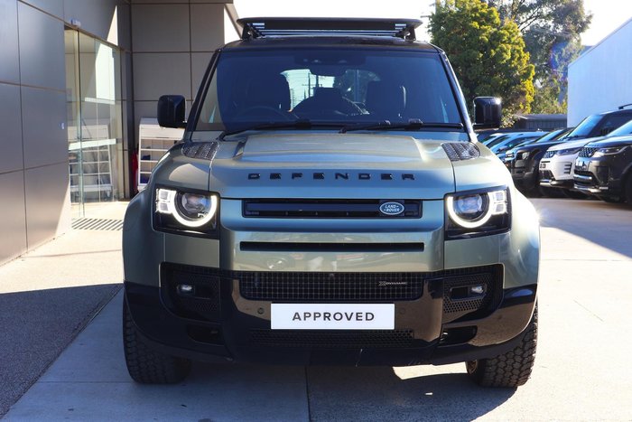 2023 Land Rover Defender 110 D300 X-Dynamic HSE