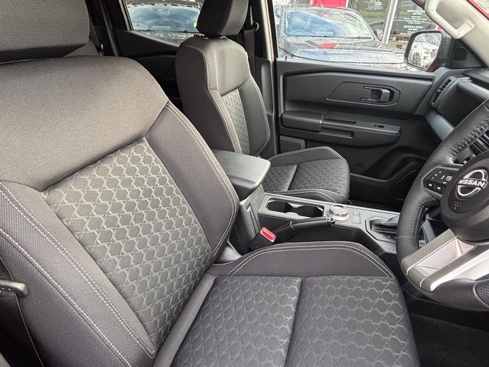 2026 Nissan Navara ST