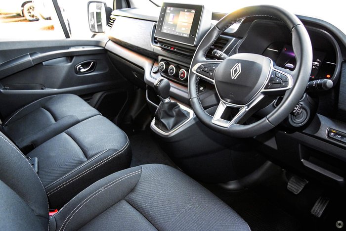 2026 Renault Trafic Premium X82 MY26 Glacier White