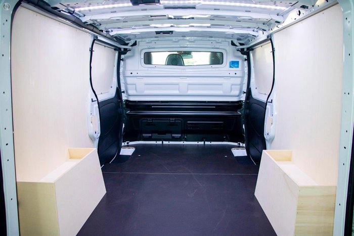 2026 Renault Trafic Premium X82 MY26 Glacier White