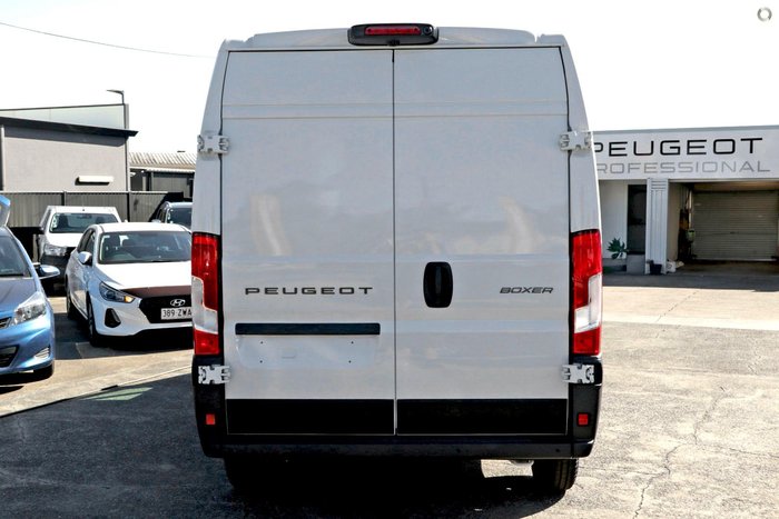 2025 Peugeot Boxer