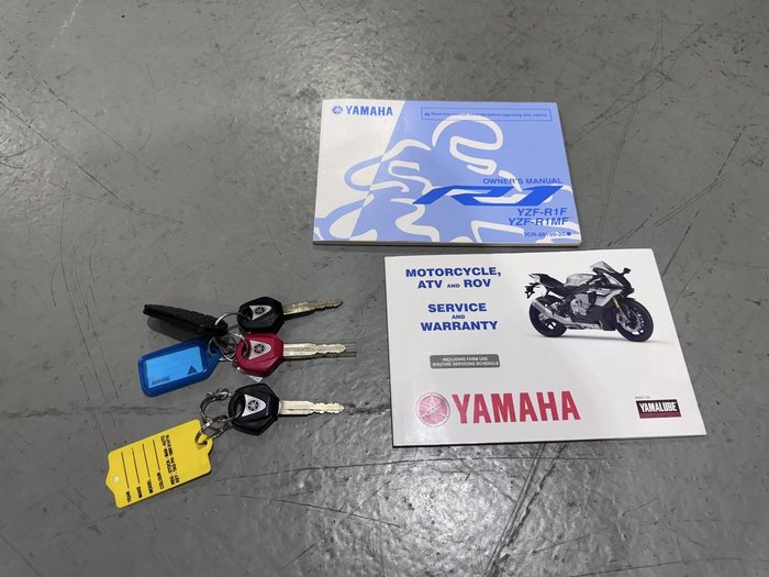 2015 Yamaha YZF-R1M R1 Silver