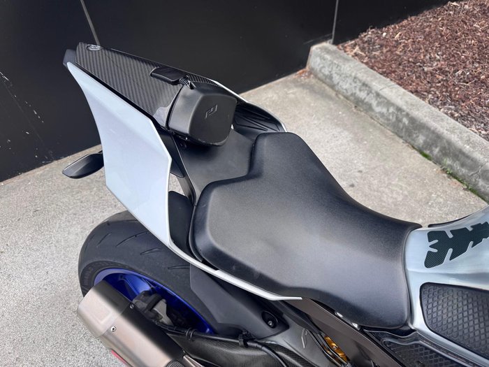 2015 Yamaha YZF-R1M R1 Silver