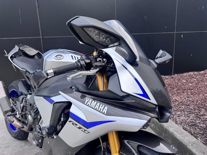 2015 Yamaha YZF-R1M R1 Silver