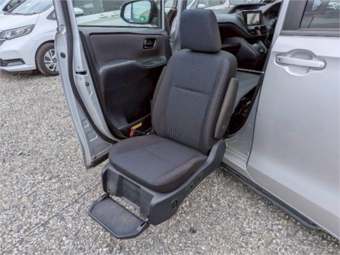 2021 Toyota Noah