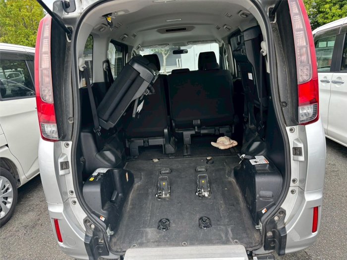 2017 Toyota Noah
