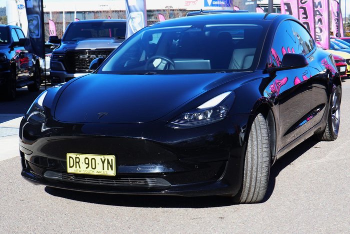 2022 Tesla Model 3 Rear-Wheel Drive