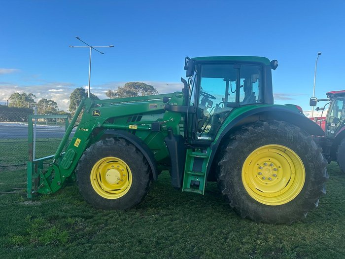 2015 John Deere 6150M