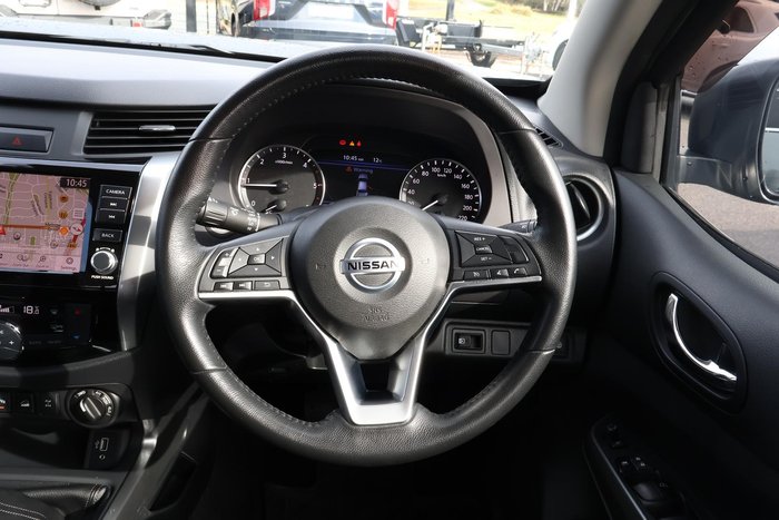 2021 Nissan Navara ST-X