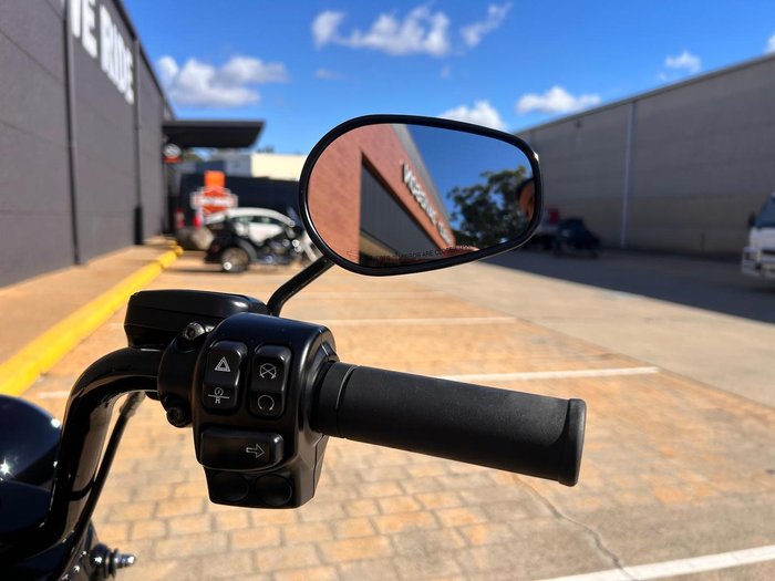 2025 Harley-Davidson Freewheeler 114 (FLRT) Freewheeler Black