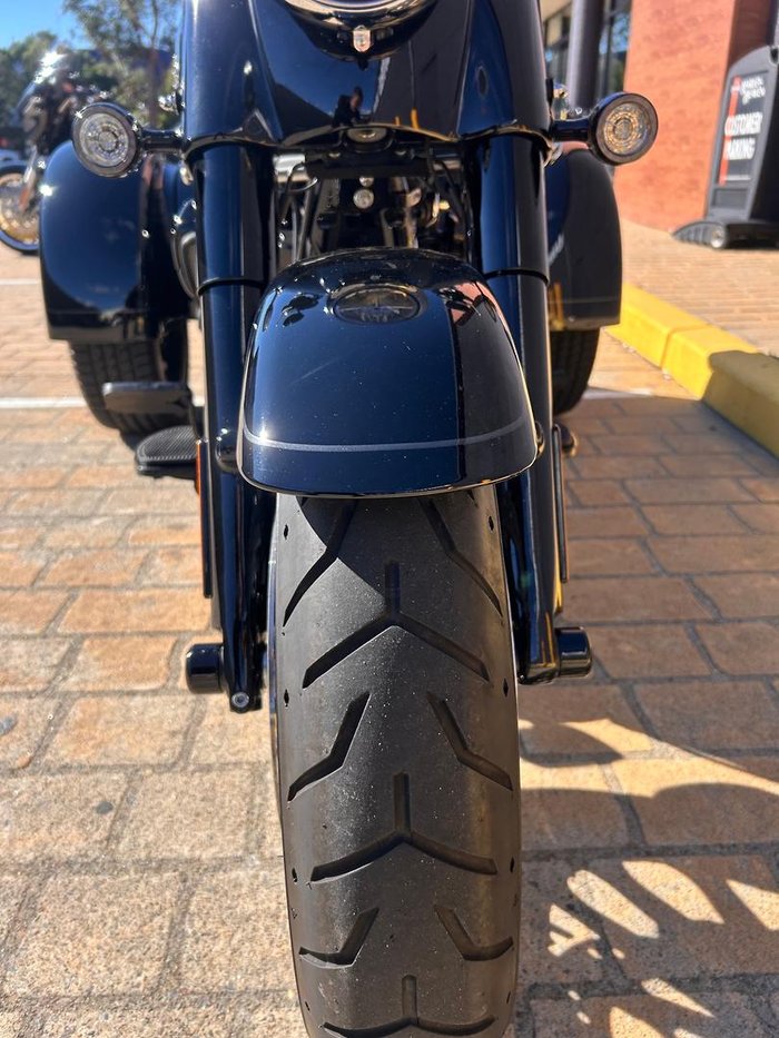 2025 Harley-Davidson Freewheeler 114 (FLRT) Freewheeler Black