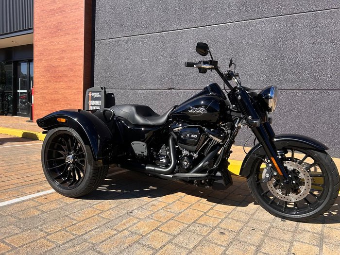 2025 Harley-Davidson Freewheeler 114 (FLRT)
