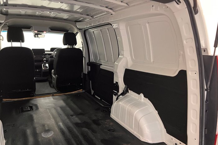 2021 Hyundai STARIA LOAD