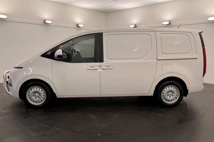 2021 Hyundai STARIA LOAD