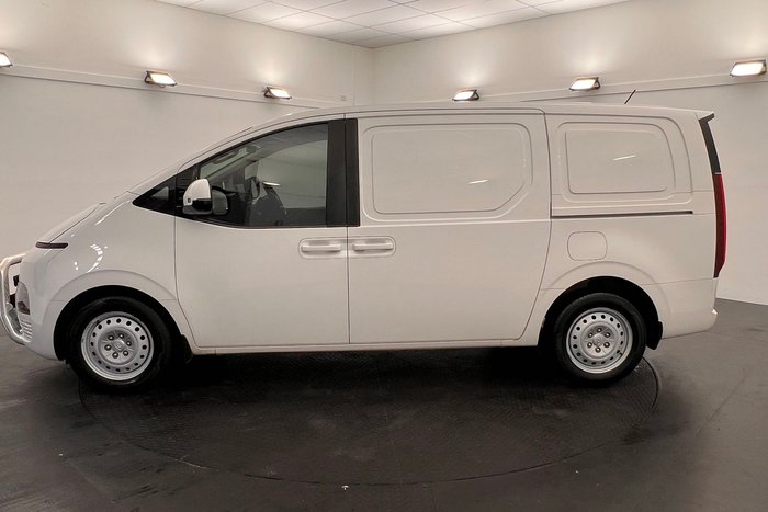 2021 Hyundai STARIA LOAD