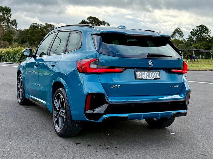 2025 BMW X1 xDrive20i M Sport