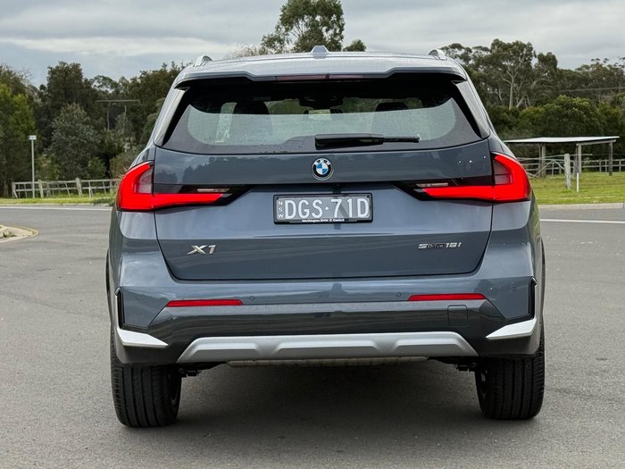 2026 BMW X1 sDrive18i