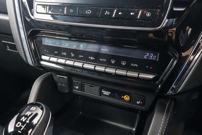 2022 Isuzu MU-X LS-T