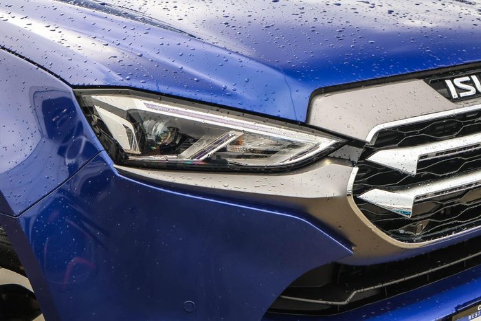 2022 Isuzu MU-X LS-T