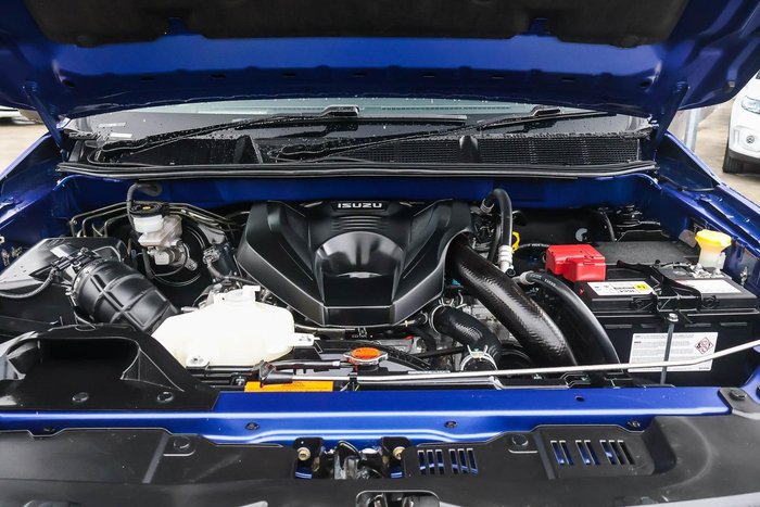 2022 Isuzu MU-X LS-T