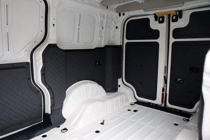 2026 Kia PV5 Cargo S Long Range SW MY26 Clear White