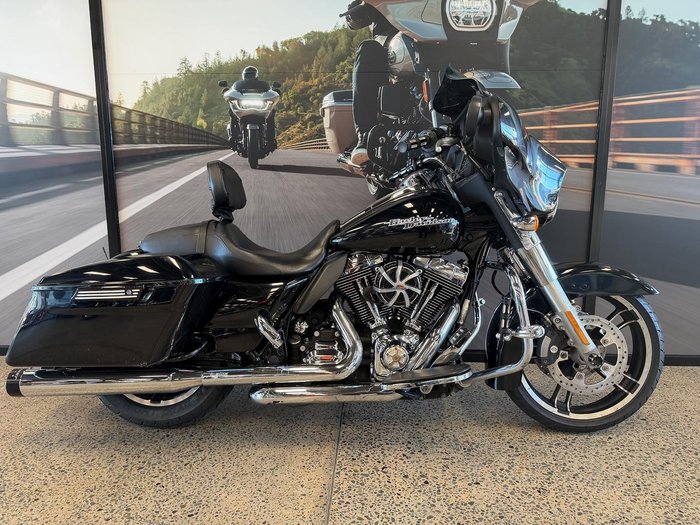 2014 Harley-Davidson Street Glide Special 103 (FLHXS)