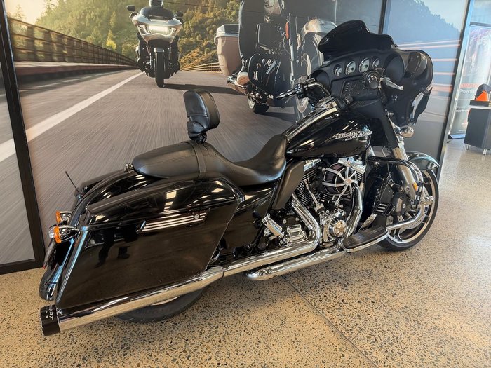 2014 Harley-Davidson Street Glide Special 103 (FLHXS)