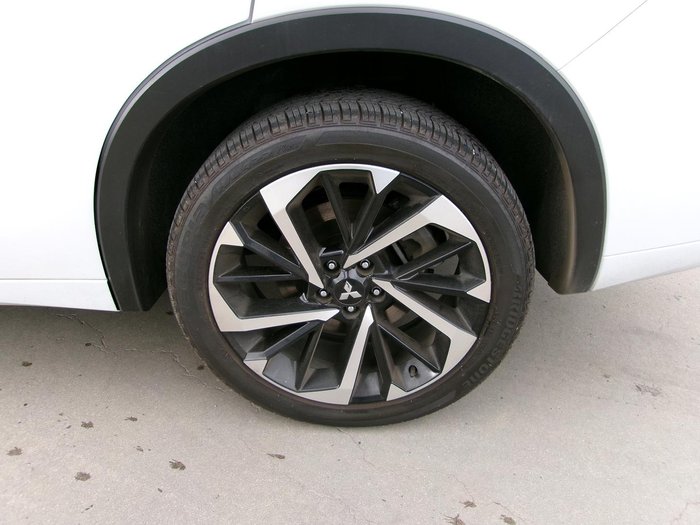 2023 Mitsubishi Outlander PHEV Exceed