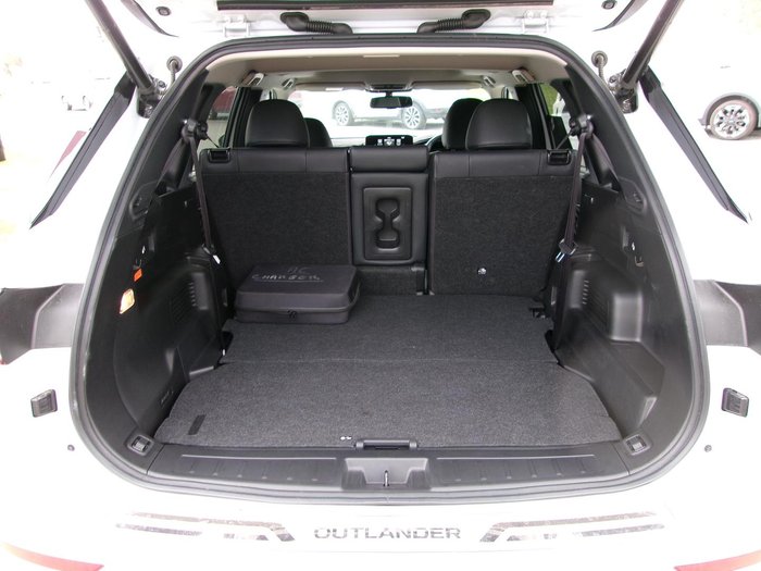 2023 Mitsubishi Outlander PHEV Exceed