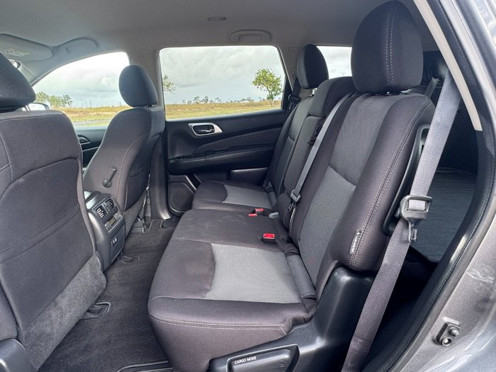 2019 Nissan Pathfinder ST