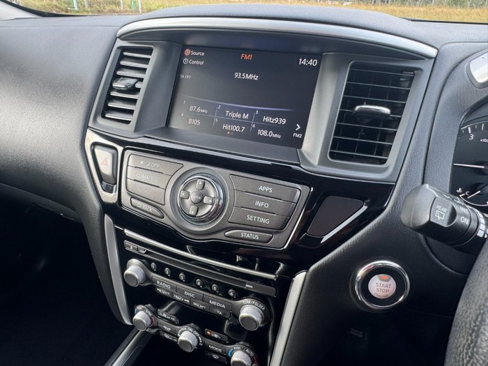 2019 Nissan Pathfinder ST
